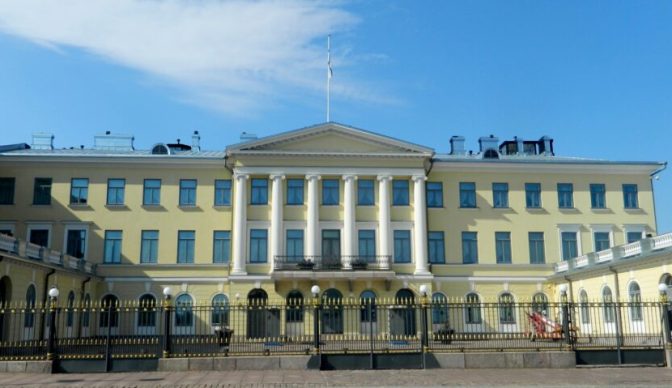 The_Presidential_Palace_Helsinki_Finland_01-1024×479