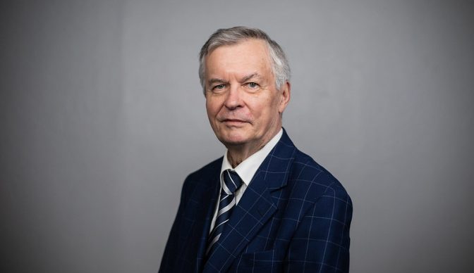 Leo L